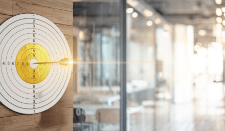 Jak strategia marketingowa wpływa na sukces platformy e-commerce?